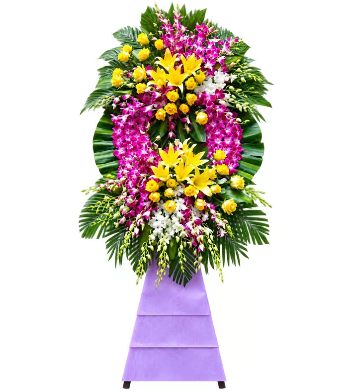 Kệ hoa viếng ly vàng tím, hai vòng viếng tím