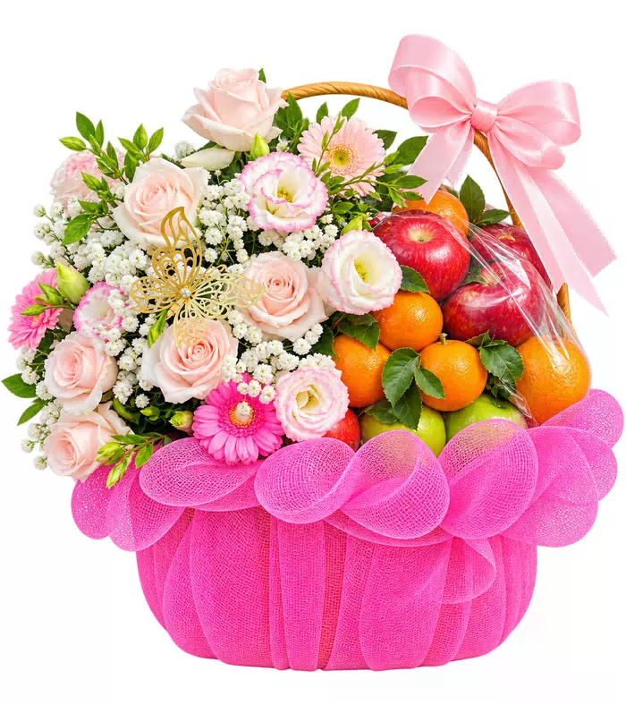 Giỏ trái cây hồng phấn, lưới và nơ hồng