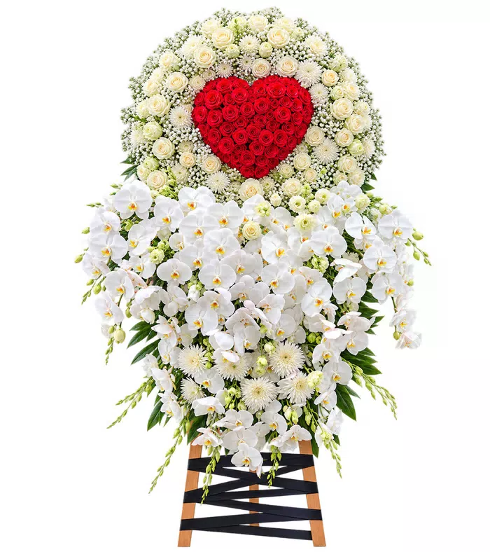 Kệ hoa viếng trái tim đỏ trắng