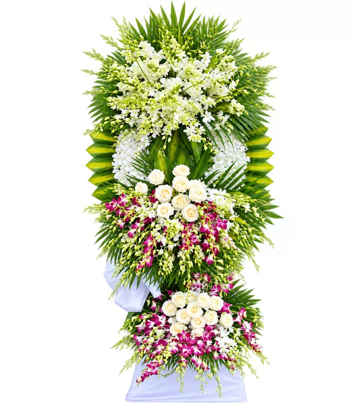 Kệ hoa viếng trắng tím, lan tím rủ và vải trắng