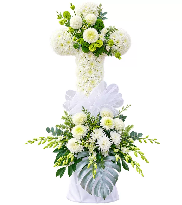 Kệ hoa viếng chữ thập cúc trắng, nơ và vải trắng