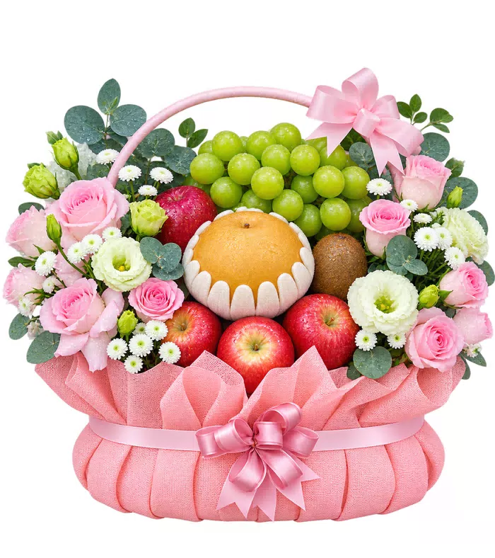 Giỏ trái cây hồng phấn, lưới và nơ hồng